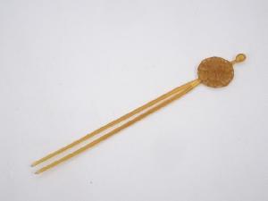 本鼈甲　透かし彫花柄簪　□z